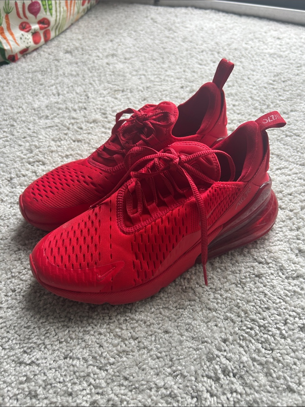 Men’s Nike Red Air Max 270 Mesh Running Sneakers
